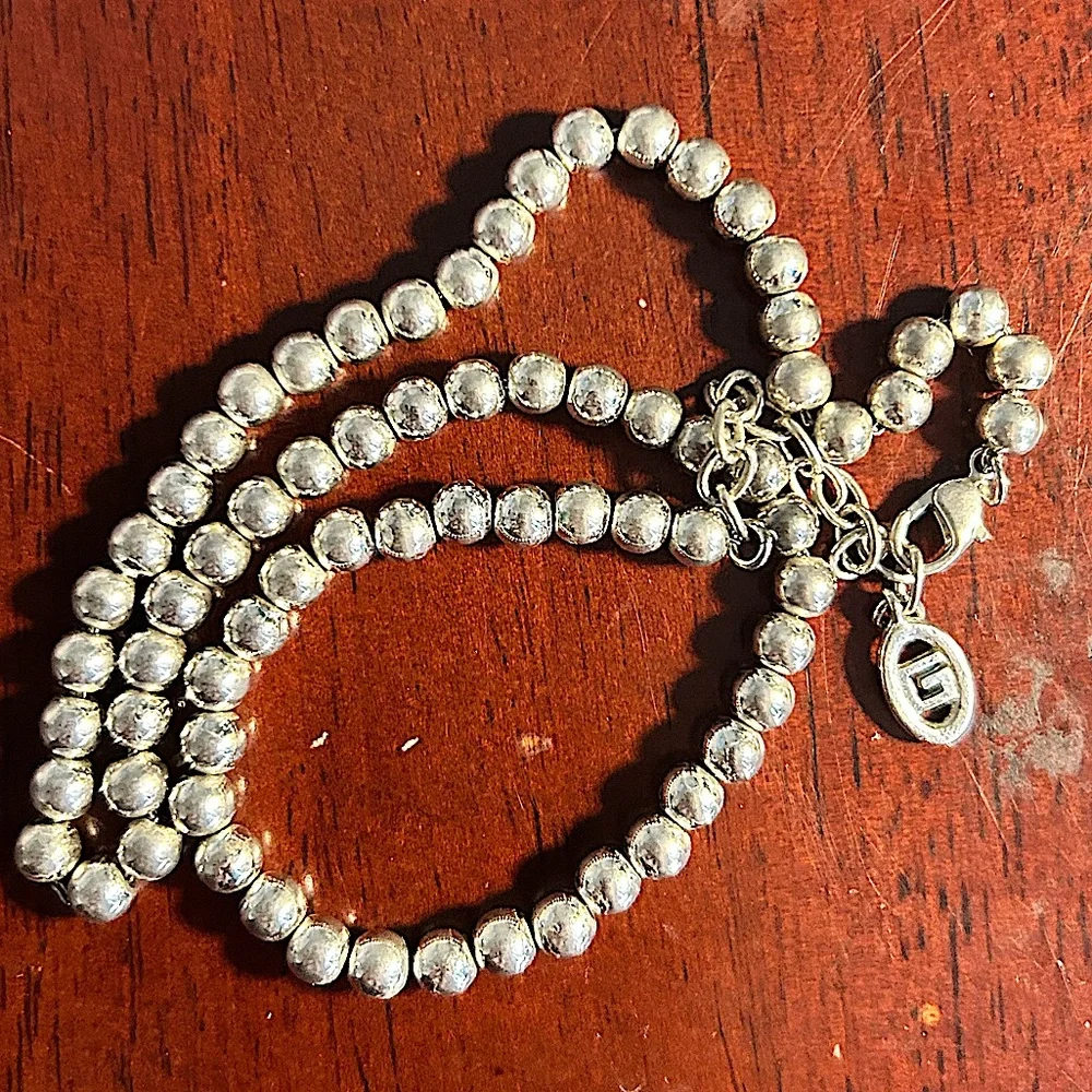 GIVENCHY silver ball necklace - Picture 1 of 5